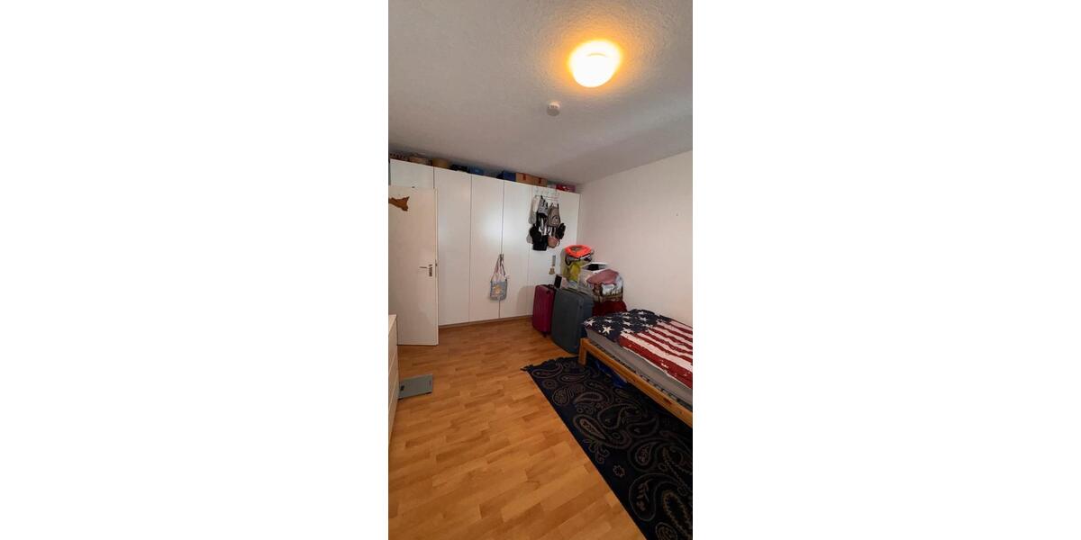 Etagenwohnung Neuss - 4 Zimmer, 85 m&sup2;, 280.000&euro; | Angebot:27197327