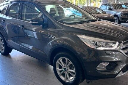 Ford Kuga 123.237 km 11.990 &euro; Gladbeck 45968