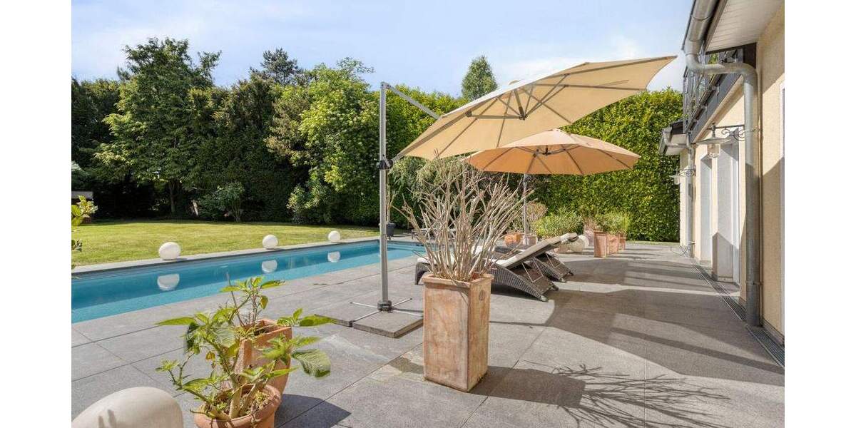 Einfamilienhaus Meerbusch Büderich - 6 Zimmer, 274 m&sup2;, 2.350.000&euro; | Angebot:25687681