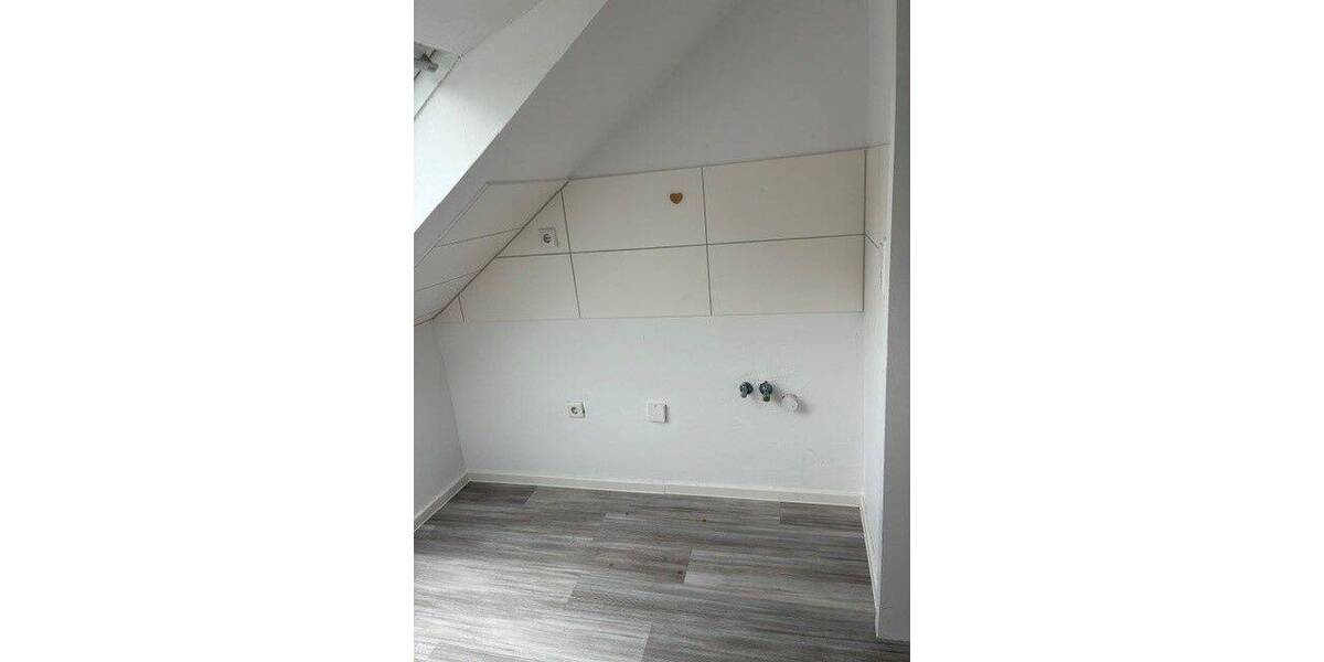 Etagenwohnung Gelsenkirchen Scholven - 1 Zimmer, 40 m&sup2;, 289&euro; | Angebot:26826657