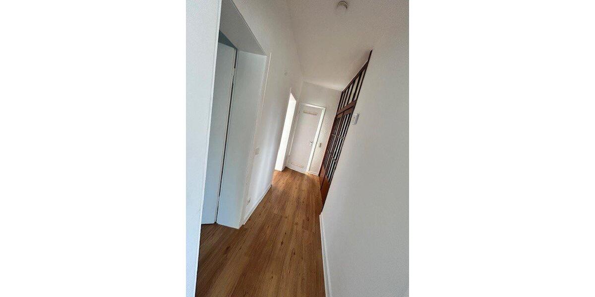 Etagenwohnung Oberhausen Biefang - 2.5 Zimmer, 70 m&sup2;, 630&euro; | Angebot:25974937