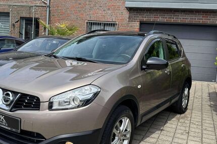 Nissan Qashqai 139.000 km 7.800 &euro; Solingen 42651