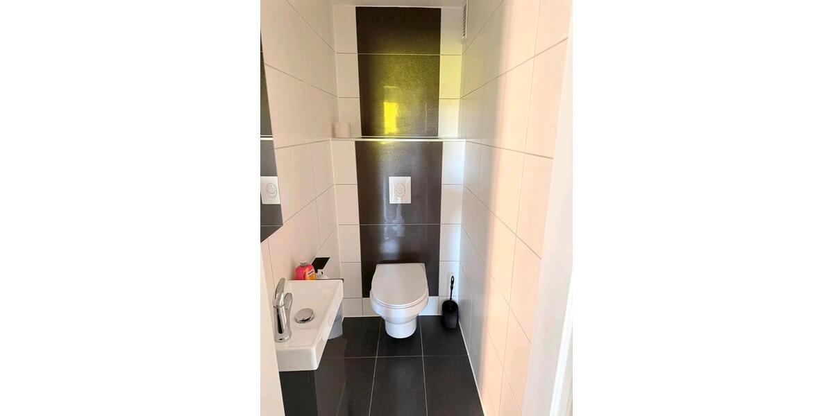 Etagenwohnung Düsseldorf Stadtbezirk 9 - 3 Zimmer, 85 m&sup2;, 1.245&euro; | Angebot:25180564