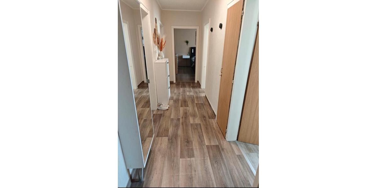Erdgeschoßwohnung Solingen Central - 3 Zimmer, 73 m&sup2;, 700&euro; | Angebot:27567589