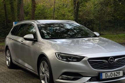 Opel Insignia 134.000 km 12.800 &euro; Düsseldorf 40599