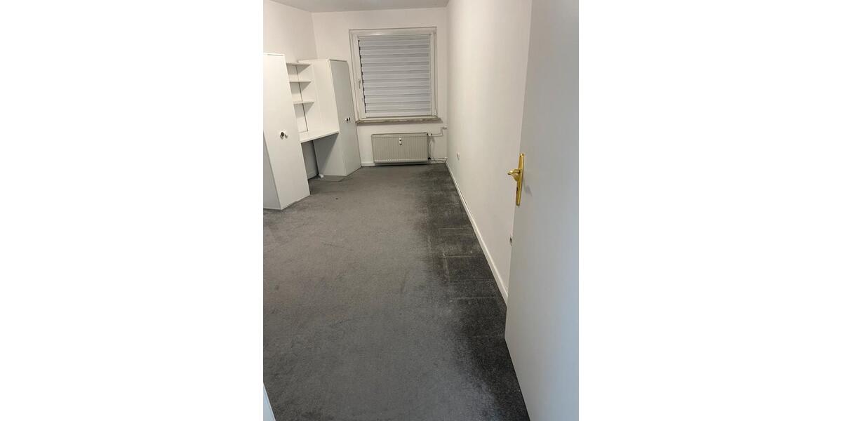 Etagenwohnung Duisburg Duisburg-Mitte - 3 Zimmer, 80 m&sup2;, 1.300&euro; | Angebot:25571232