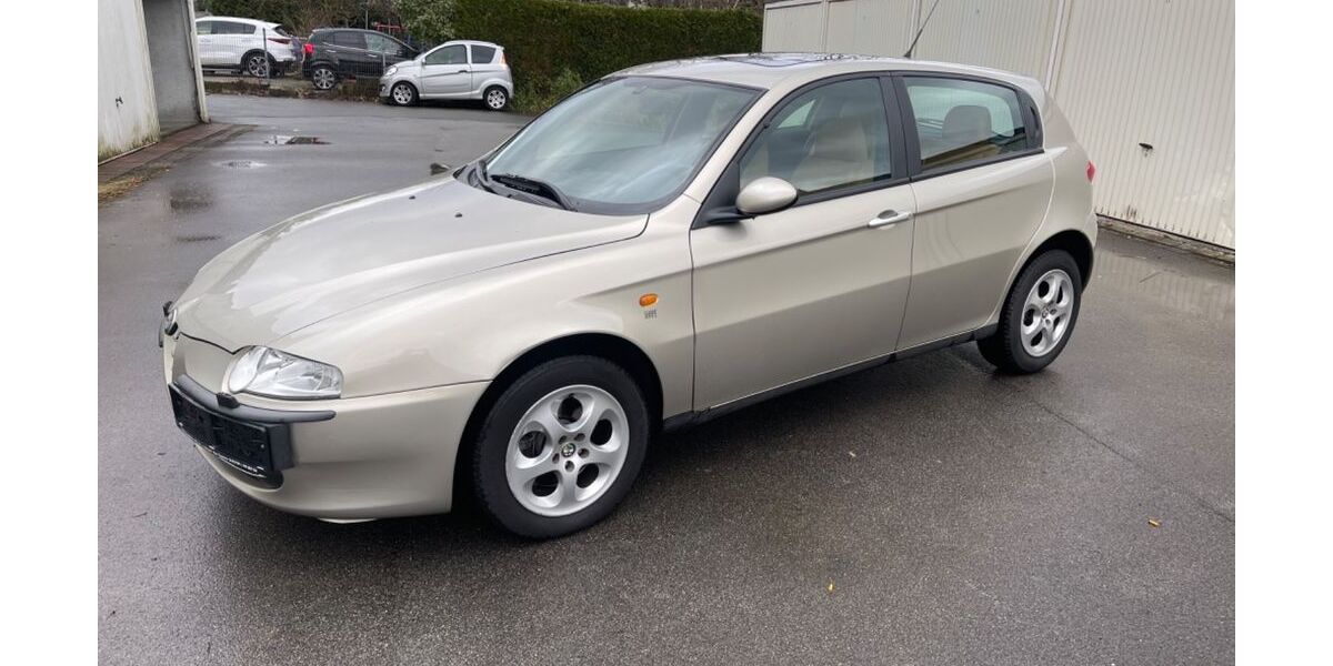 Alfa Romeo 147 41.700 km 5.999 &euro; Remscheid 42855