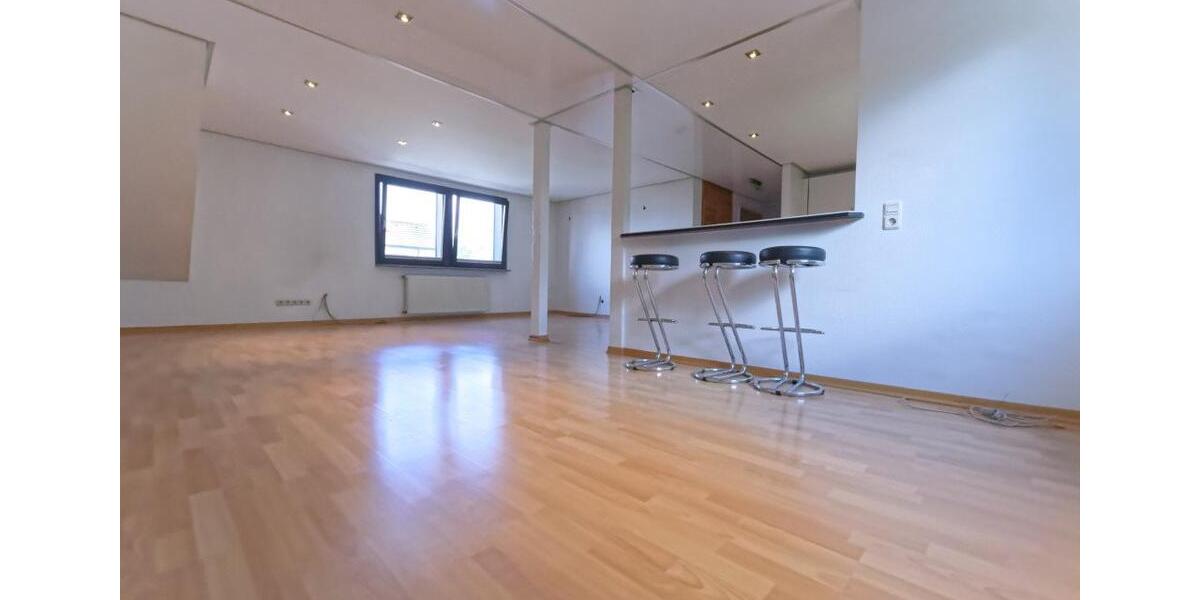 Dachgeschoßwohnung Oberhausen Biefang - 4 Zimmer, 97 m&sup2;, 217.000&euro; | Angebot:27224333