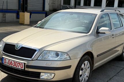 Skoda Octavia 166.126 km 2.500 &euro; Düsseldorf 40233