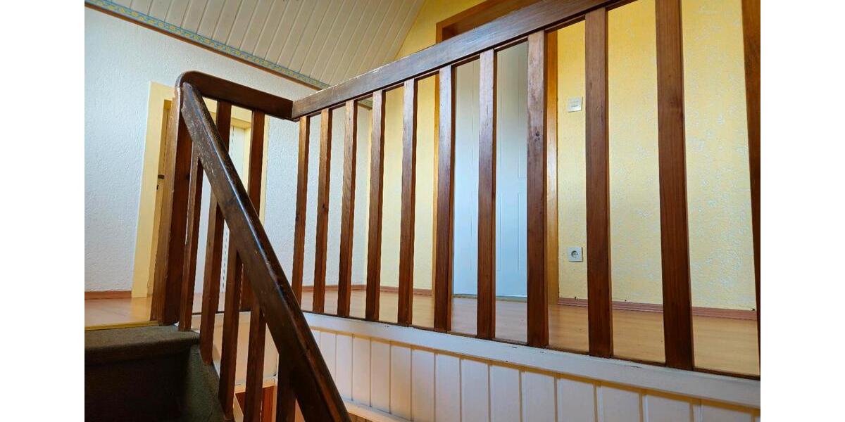 Einfamilienhaus Wermelskirchen - 3.5 Zimmer, 84 m&sup2;, 230.000&euro; | Angebot:25139010