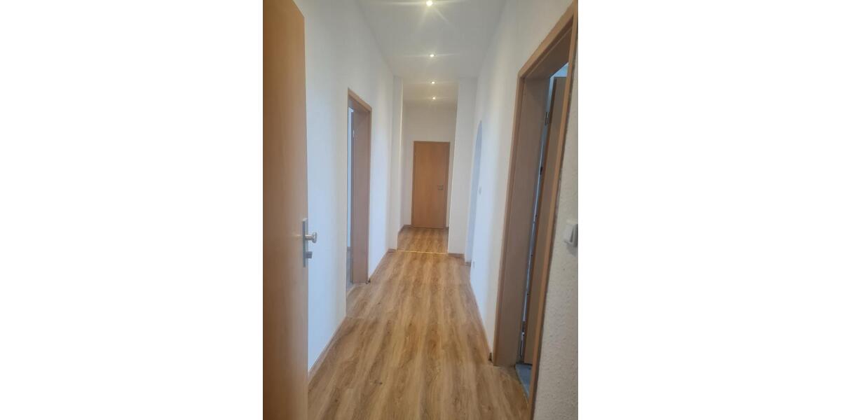 Etagenwohnung Remscheid Remscheid-Süd - 3 Zimmer, 83 m&sup2;, 550&euro; | Angebot:24369146