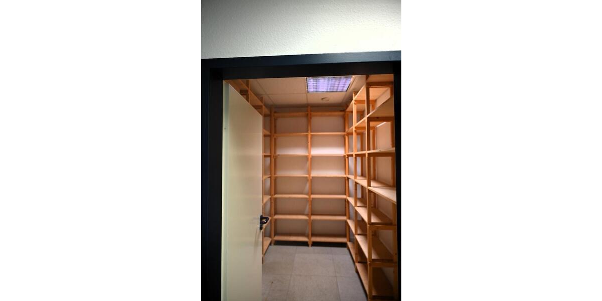 Gewerbeobjekt Essen Stadtbezirk VI - 1.281&euro; | Angebot:25894512