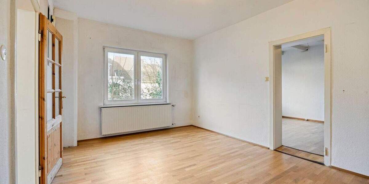 Doppelhaushälfte Düsseldorf Urdenbach - 8 Zimmer, 127 m&sup2;, 399.000&euro; | Angebot:25744500