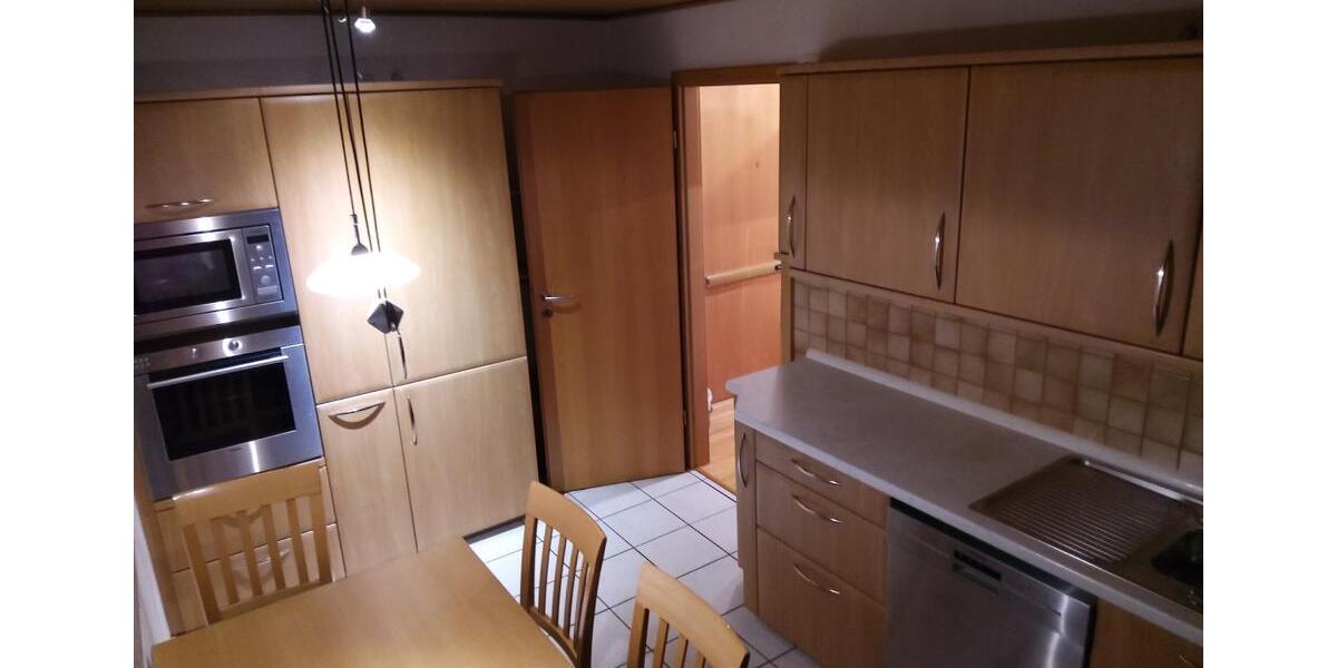 Etagenwohnung Essen Stadtbezirk IX - 3 Zimmer, 95 m&sup2;, 140.000&euro; | Angebot:27191957