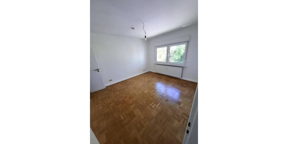 Etagenwohnung Bochum Innenstadt - 3 Zimmer, 73 m&sup2;, 850&euro; | Angebot:26805377