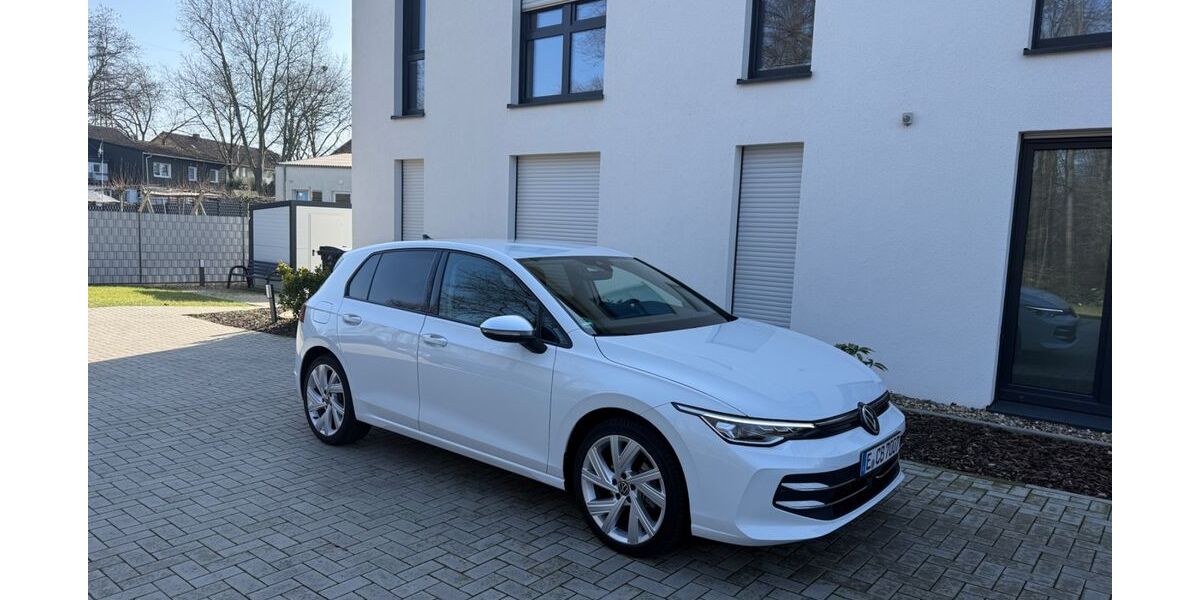 VW Golf 19.956 km 24.900 &euro; Essen 45130