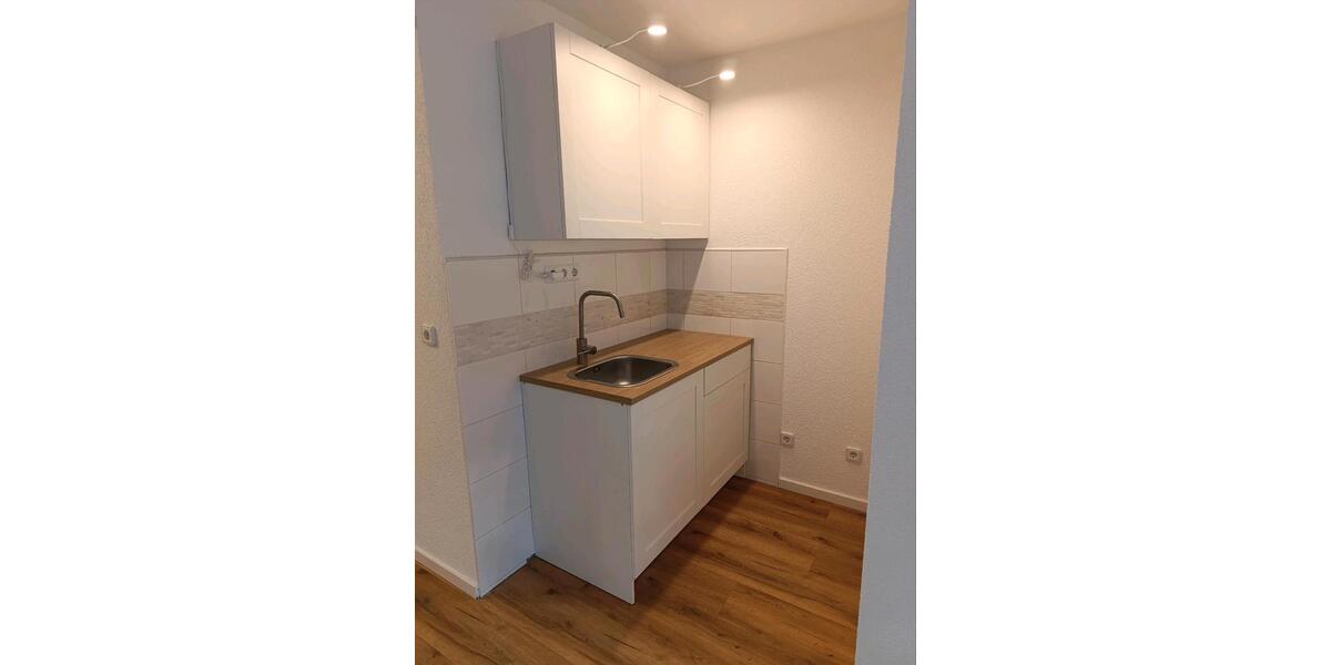 Erdgeschoßwohnung Velbert Pöthen - 1.5 Zimmer, 45 m&sup2;, 400&euro; | Angebot:27582550