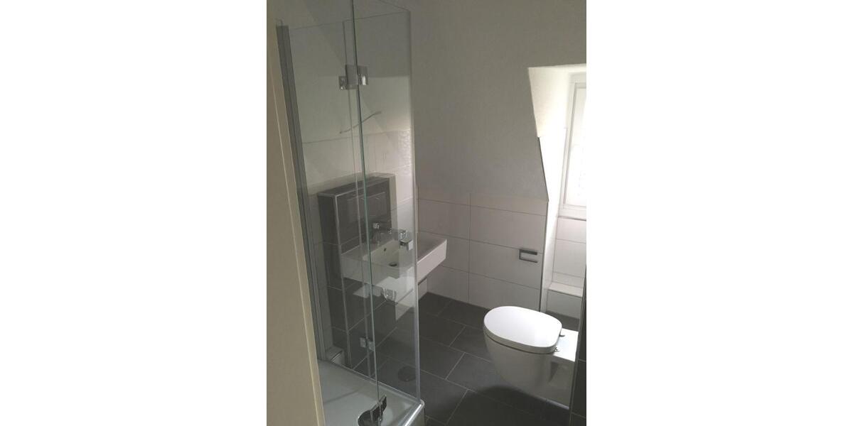 Dachgeschoßwohnung Essen Stadtbezirk IV - 2 Zimmer, 41 m&sup2;, 405&euro; | Angebot:25807030