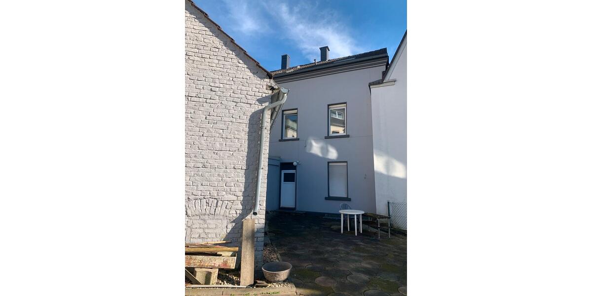 Mehrfamilienhaus, Wohnhaus Witten - 12 Zimmer, 85 m&sup2;, 1.300&euro; | Angebot:24242261