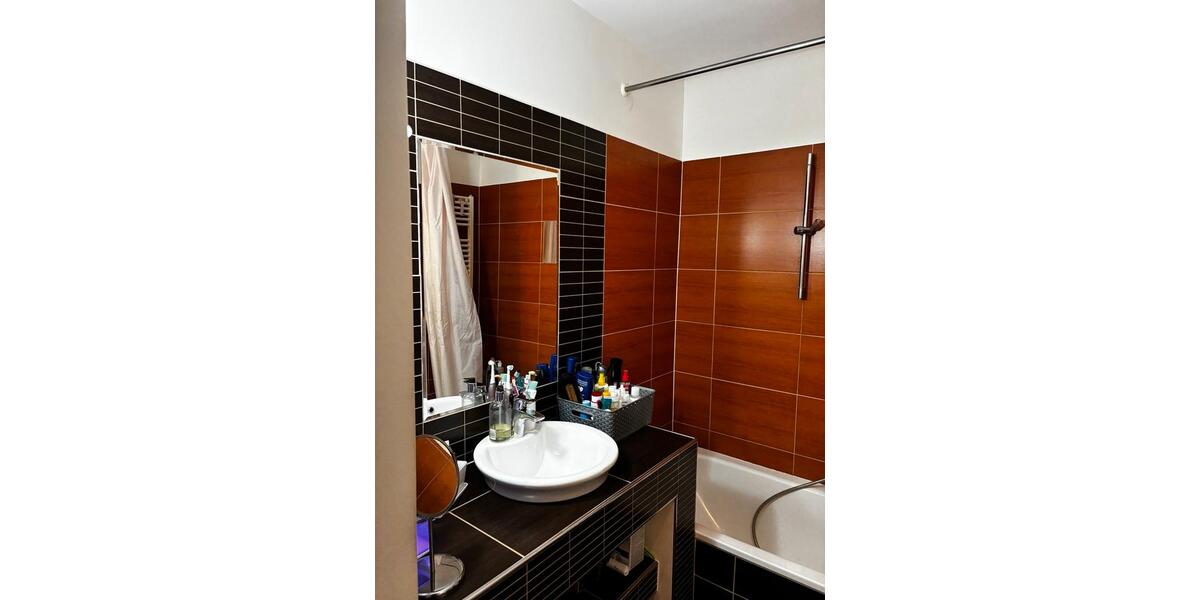 Etagenwohnung Essen Huttrop - 2 Zimmer, 42 m&sup2;, 550&euro; | Angebot:25933020