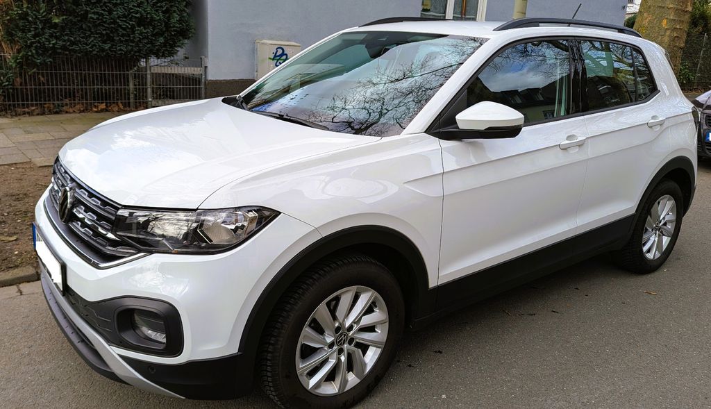 VW T-Cross 132.000 km 16.200 &euro; Duisburg 47269