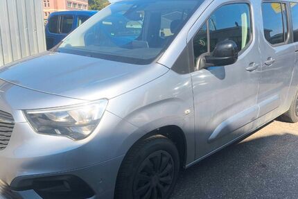 Opel Combo Life 63.400 km 15.950 &euro; Solingen 42657