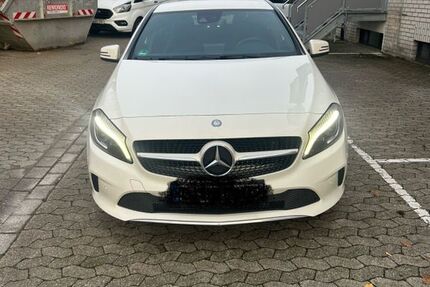 Mercedes-Benz A 180 34.000 km 17.000 &euro; Düsseldorf 40470