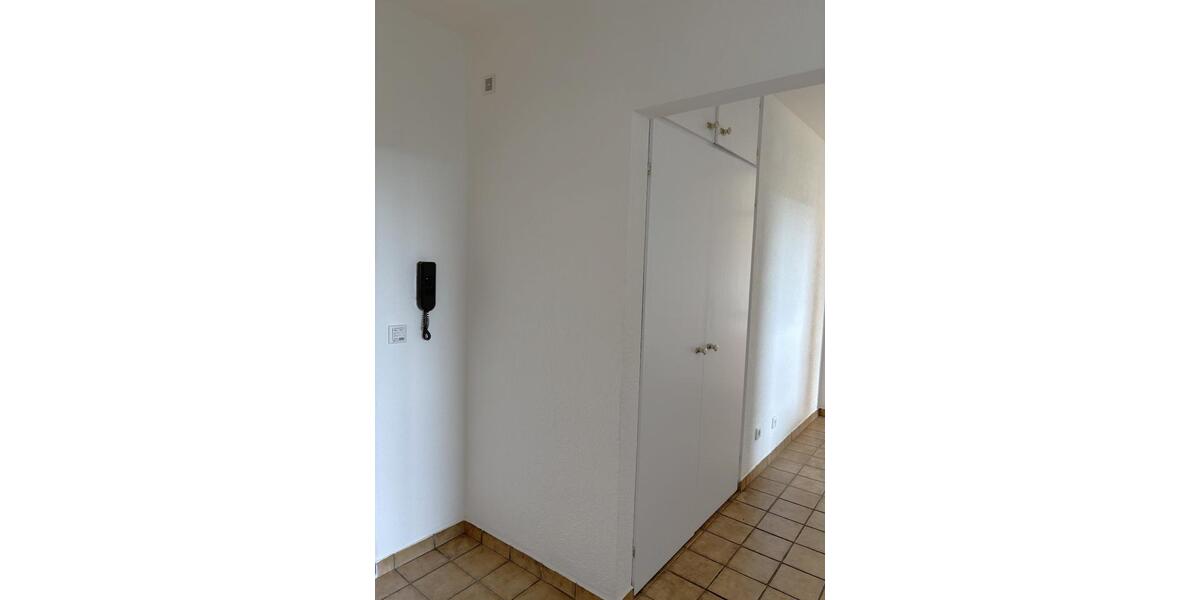 Etagenwohnung Wuppertal Gemarkung Elberfeld - 2 Zimmer, 67 m&sup2;, 150.000&euro; | Angebot:27534327