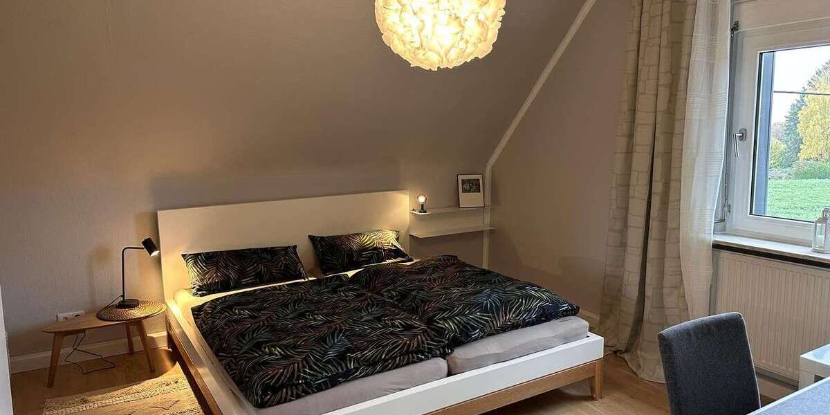 Etagenwohnung Solingen Wald - 2 Zimmer, 48 m&sup2;, 700&euro; | Angebot:27202428