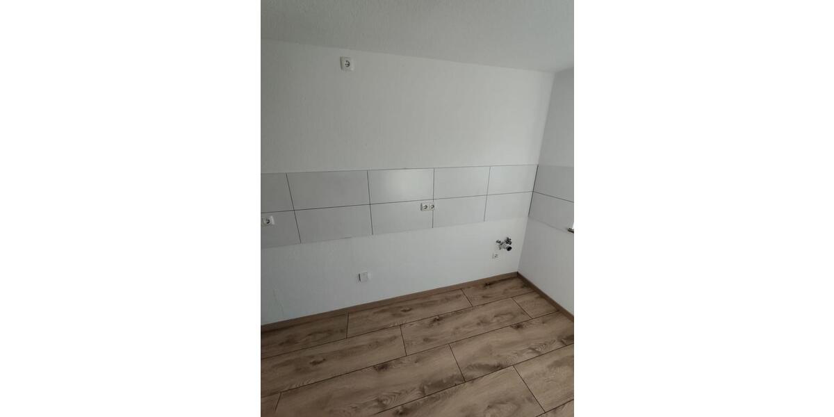 Dachgeschoßwohnung Gelsenkirchen Gelsenkirchen-Mitte - 3 Zimmer, 73 m&sup2;, 540&euro; | Angebot:26049212