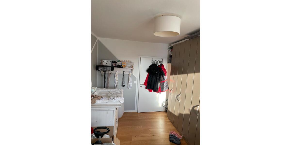 Etagenwohnung Velbert Pöthen - 3.5 Zimmer, 96 m&sup2;, 359.999&euro; | Angebot:26612211