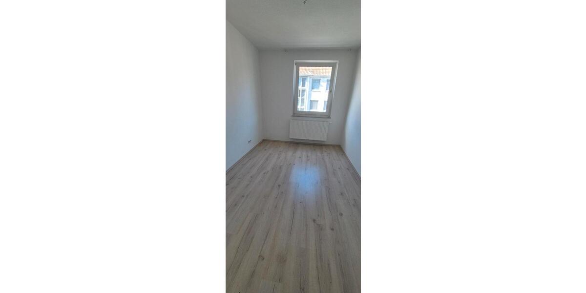 Erdgeschoßwohnung Gelsenkirchen Gelsenkirchen-Mitte - 3 Zimmer, 52 m&sup2;, 410&euro; | Angebot:25990091