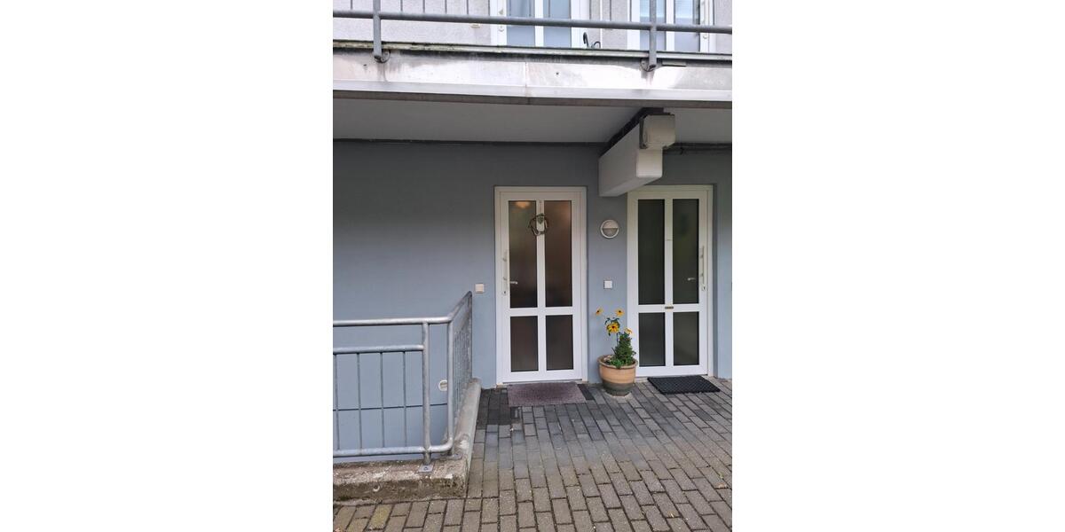 Terrassenwohnung Remscheid Lüttringhausen - 3 Zimmer, 90 m&sup2;, 270.000&euro; | Angebot:27525107