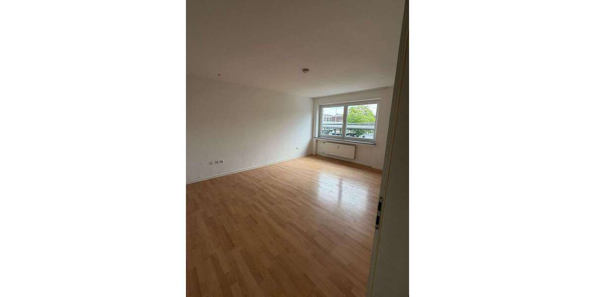 Etagenwohnung Bottrop Stadtmitte - 2 Zimmer, 77 m&sup2;, 565&euro; | Angebot:26456001