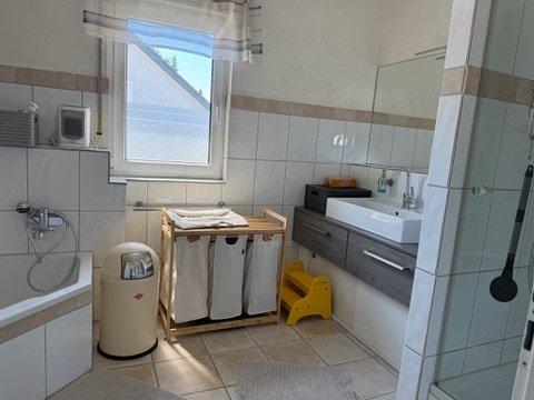 Einfamilienhaus Burscheid - 3 Zimmer, 117 m&sup2;, 539.000&euro; | Angebot:27533847