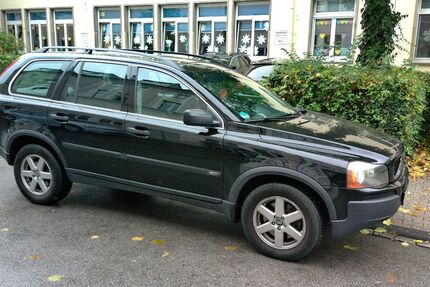 Volvo XC90 300.000 km 4.900 &euro; Gelsenkirchen 45886