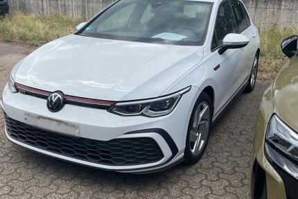 VW Golf 24.217 km 29.950 &euro; Hilden 40721