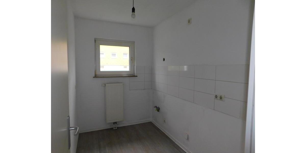 Erdgeschoßwohnung Essen Stadtbezirk VIII - 2 Zimmer, 42 m&sup2;, 400&euro; | Angebot:23883682