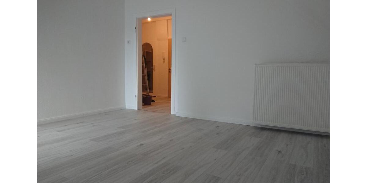 Dachgeschoßwohnung Solingen Wald - 2 Zimmer, 78 m&sup2;, 650&euro; | Angebot:27553825