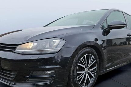 VW Golf 221.400 km 8.300 &euro; Gelsenkirchen 45897