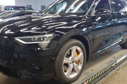 Audi e-tron 37.837 km 31.580 &euro; Hagen 58091