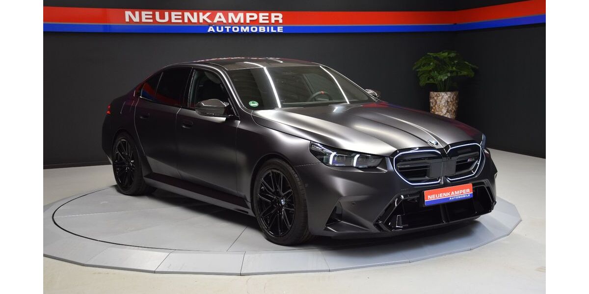 BMW M5 3.000 km 134.990 &euro; Remscheid 42853