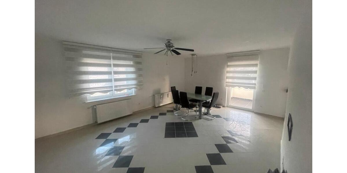 Etagenwohnung Bochum Bochum-Mitte - 3 Zimmer, 85 m&sup2;, 1.050&euro; | Angebot:25294071