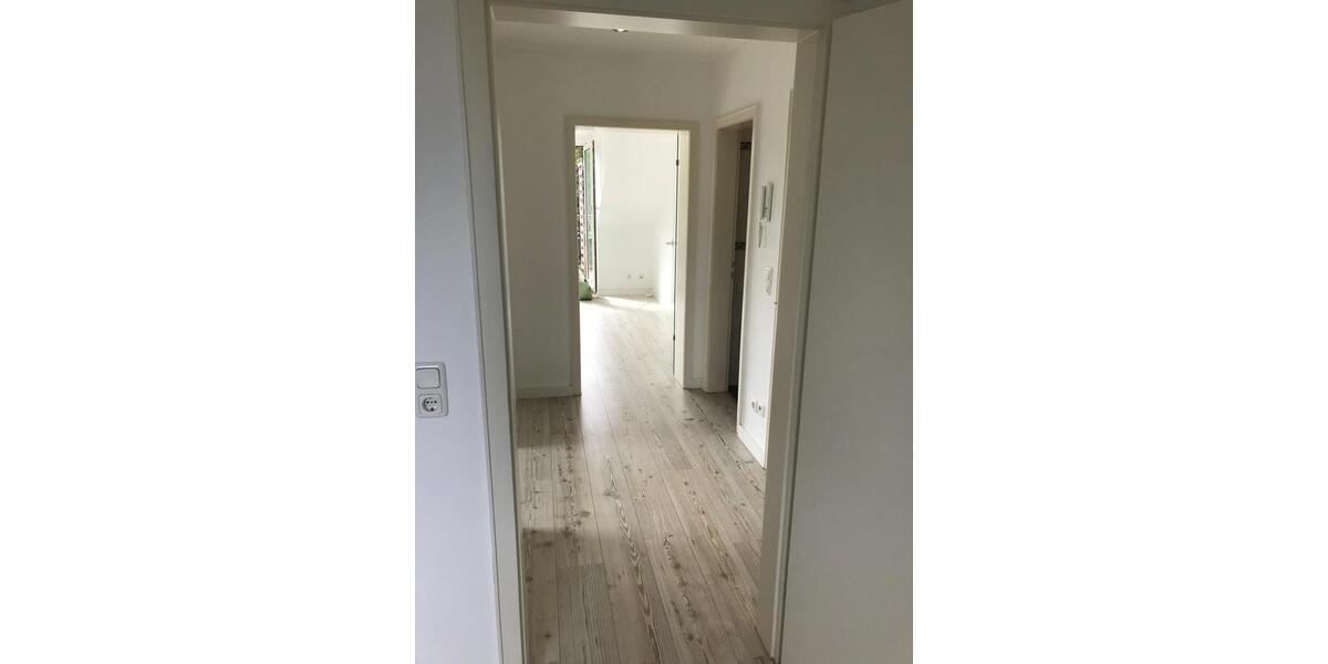 Dachgeschoßwohnung Meerbusch Necklenbroich - 2 Zimmer, 46 m&sup2;, 198.000&euro; | Angebot:27513374