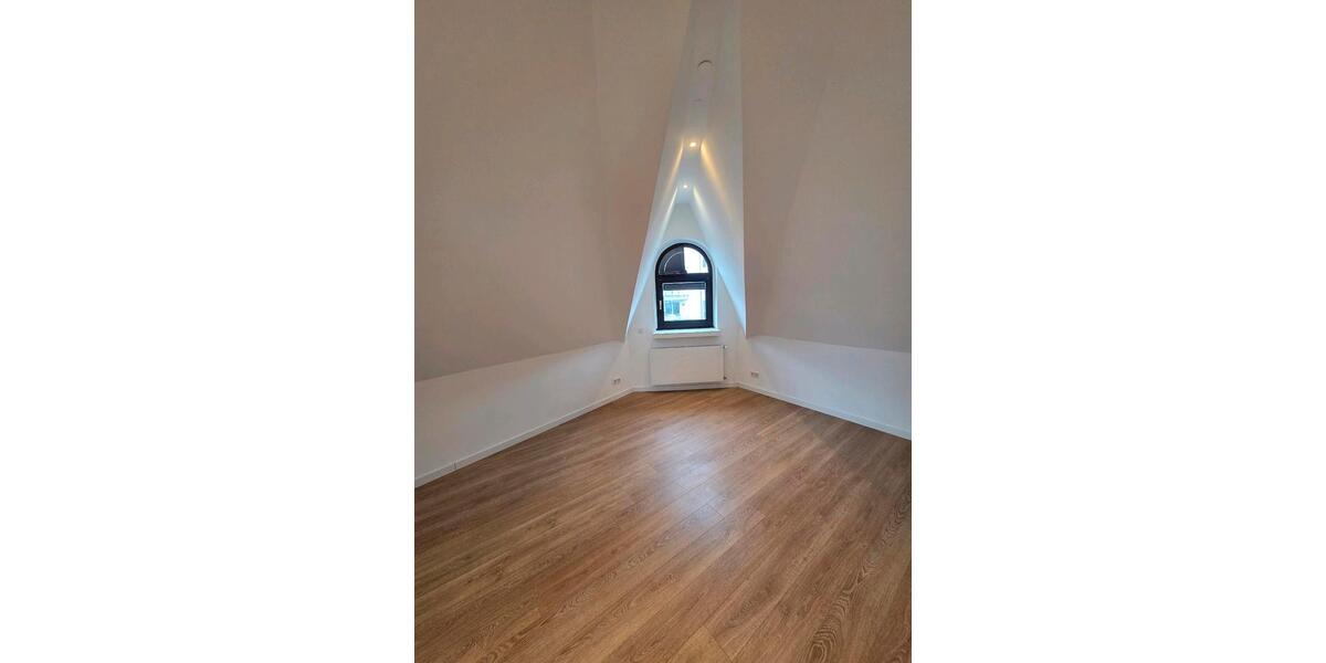 Maisonettenwohnung Duisburg Essenberg - 5 Zimmer, 155 m&sup2;, 1.050&euro; | Angebot:27552153