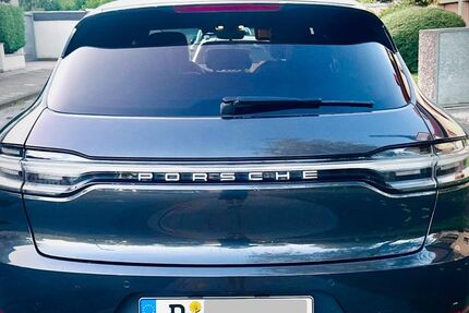 Porsche Macan 107.000 km 37.950 &euro; Düsseldorf 40217