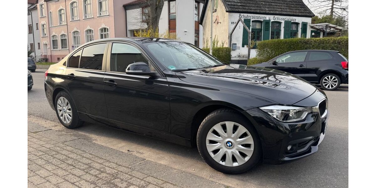 BMW 318 121.790 km 14.300 &euro; Solingen 42653