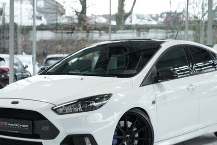 Ford Focus 69.500 km 32.800 &euro; Remscheid/NRW 42855