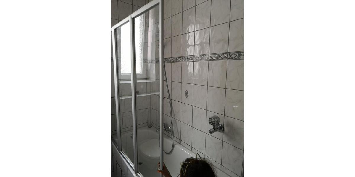 Etagenwohnung Solingen Mitte - 2 Zimmer, 60 m&sup2;, 500&euro; | Angebot:25931896