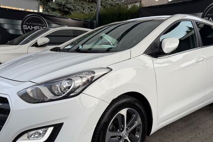 Hyundai i30 165.000 km 9.890 &euro; Herne 44649